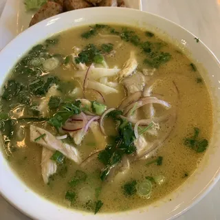 22. Curry Chicken Noodle Soupca ri ga sup