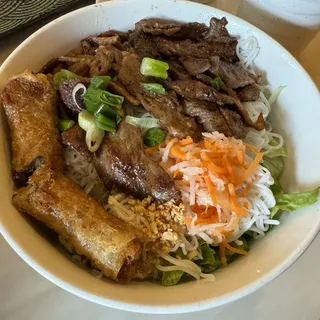 47. Grilled Beef and Imperial Roll with Vermicelli
