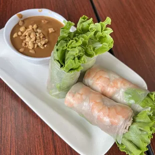 Salad rolls