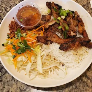 Chicken vermicelli bowl