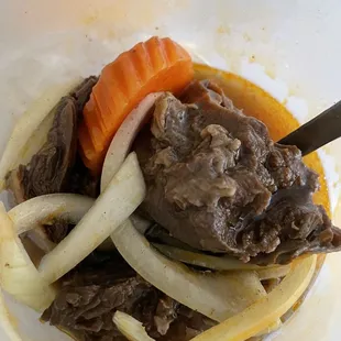 Beef stew, to go container
