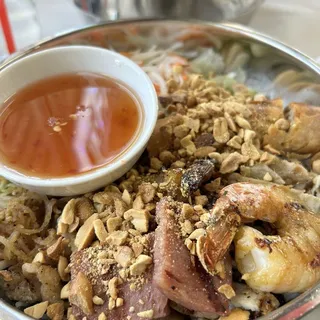 54. Combination Vermicelli Bowl
