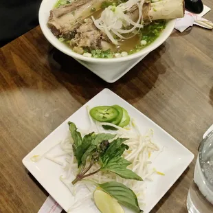 Rib pho