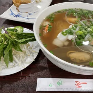 Seafood Pho