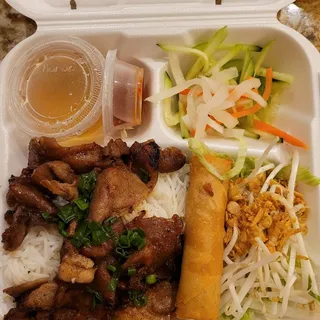 S6. Charbroiled Pork & Egg Roll (Bn Tht Nng Ch Gi)