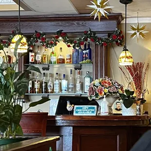 the bar area of a restaurant
