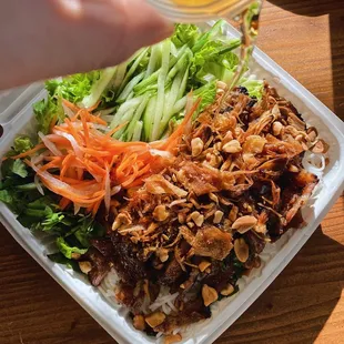 Vermicelli bowl with pork
