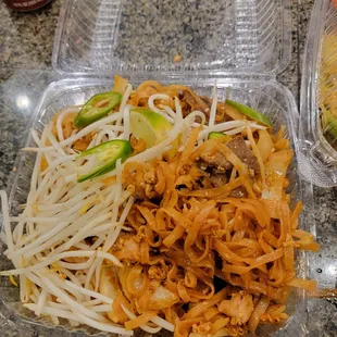 Beef and chicken pad thai