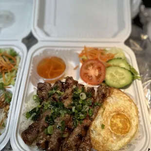 52. Com Thap Cam Dac Biet no chicken wing and cha gio