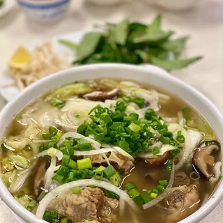 29. Oxtail Phở - Phở đuôi Bo