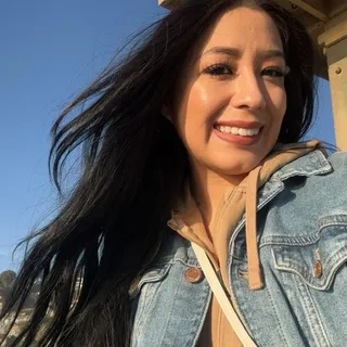 Vanessa S.