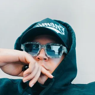 Sneaky Sexy K.
