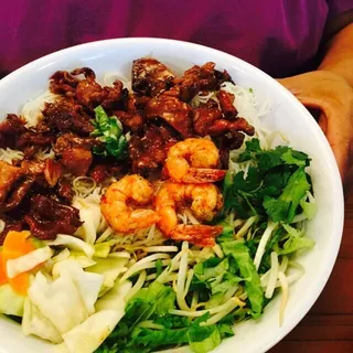 Fresh Pork and Shrimp Fresh Roll