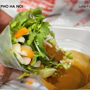 Spring Rolls/Goi Cuon ($8.50) Sloppily made; too loose. After cutting in half; roll started to fall apart due to poor wrapping.