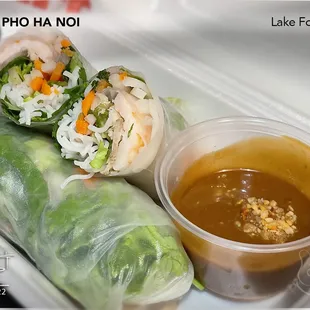 Spring Rolls/Goi Cuon ($8.50) Sloppily made; too loose. After cutting in half; roll started to fall apart due to poor wrapping.