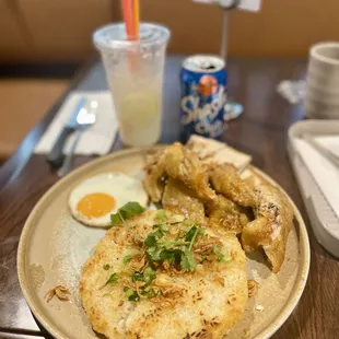 Roasted Kui Fei Chicken Crispy Sticky Rice