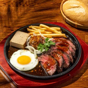 Our signature prime file mignon Vietnamese sizzling steak