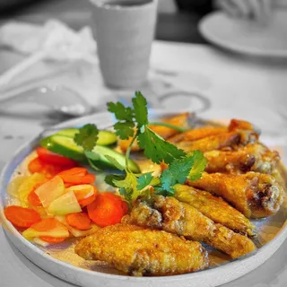 A3. Garlic & Fish Sauce Chicken Wings (Canh Ga Chien Nuoc Mam)
