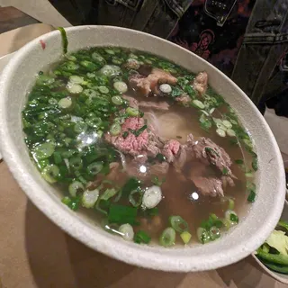 P12. Rare Steak & Oxtail Pho (Phở Tái Đuôi Bò)