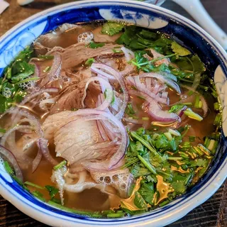 Steak, Flank, Fatty, Tendon, Tripe, & Meatball Combination Pho