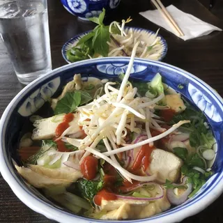 Vegetable and Tofu Noodle Soup