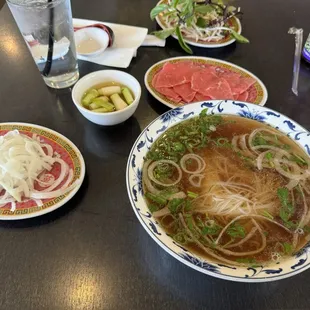Pho Tai