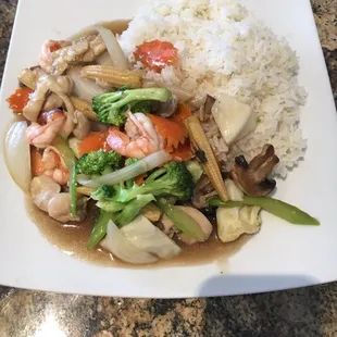 Grilled Pork Rice Plate