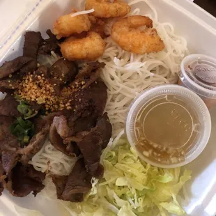 Vermicelli with pork and shrimp