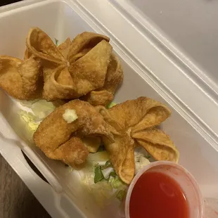 Cream cheese wantons