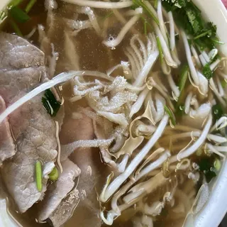 #30 Rare Beef & Tripe with Rice Noodle Soup