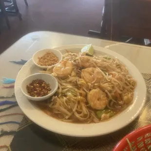 shrimp pad thai