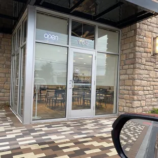 Phone number. This business's number is hard to find.  407-440-3950