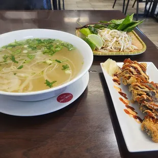 Hieu roll &amp; P0. Delicious