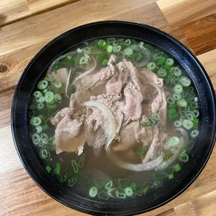 #8 - Small pho w/ beef round steak and brisket