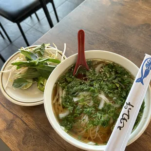 ramen and noodles, food
