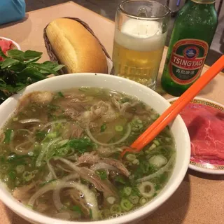 Pho Tai, Nam