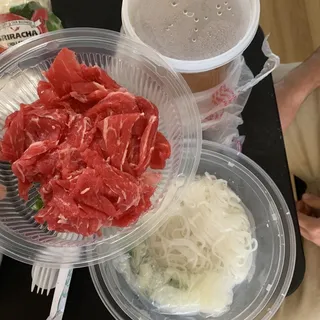 1. Pho Tai