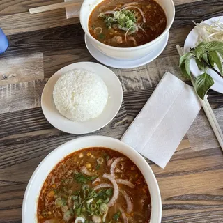 6. Brisket & Beef Balls Pho