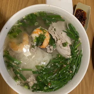 Cambodian Style Noodle Soup