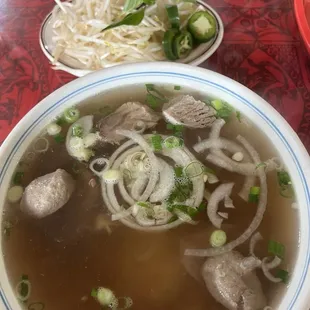 NS1. Beef Pho