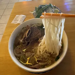 Pho Pho Hot Deluxe Large