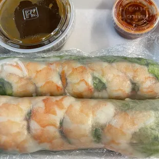 Shrimp spring rolls