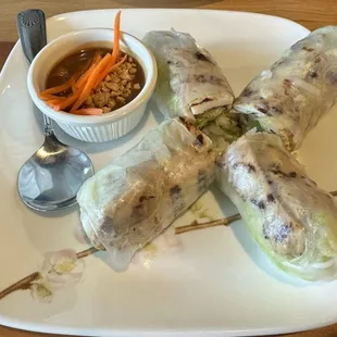 Spring rolls with chicken