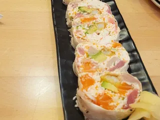 Osaka House Ramen & Sushi