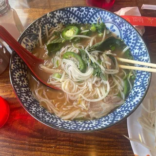 2. Pho Tai, Gau, Gan