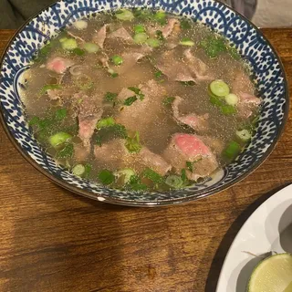 6. Pho Tai, Gau