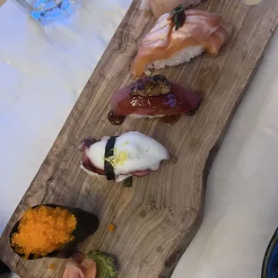 5-piece sushi flight