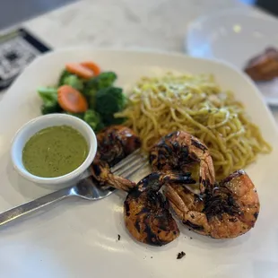 29. House Garlic Noodle with Grilled Prawns
