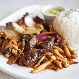 Shaken Beef Macaroni