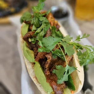 Banh mi pork